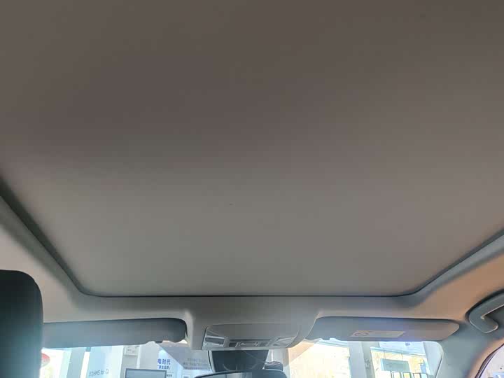 Фото 7 - Toyota Wildlander