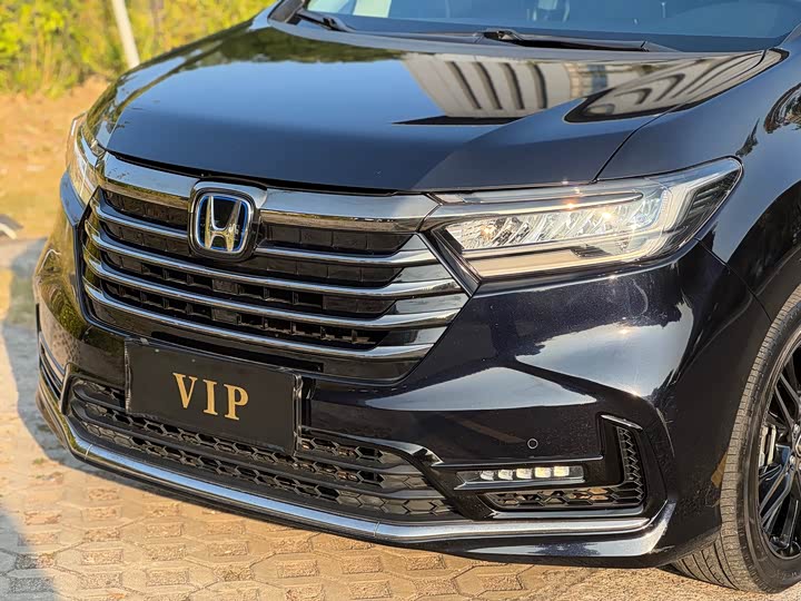 Фото 5 - Honda Odyssey