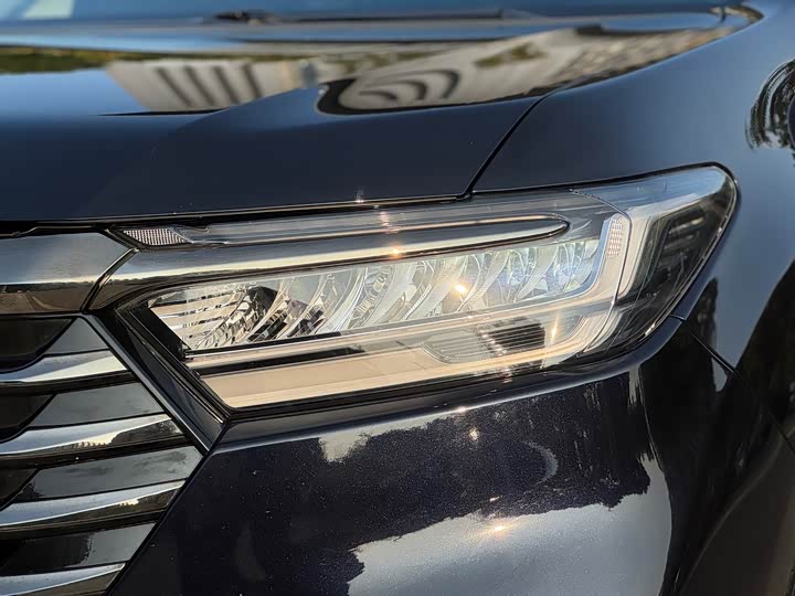 Фото 6 - Honda Odyssey