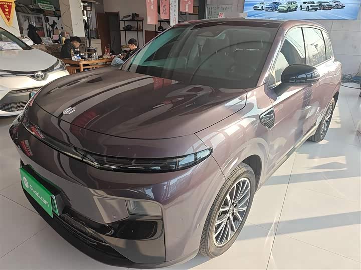 Фото 2 - Leapmotor B10