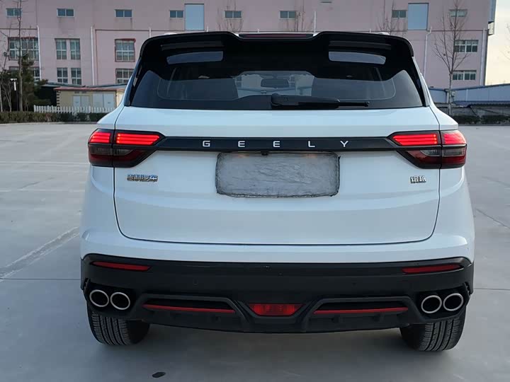 Фото 5 - Geely Coolray