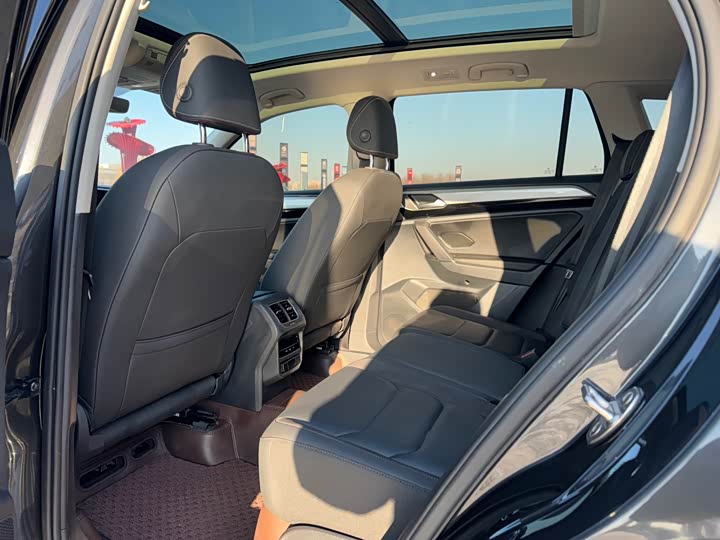 Фото 5 - Volkswagen Tayron