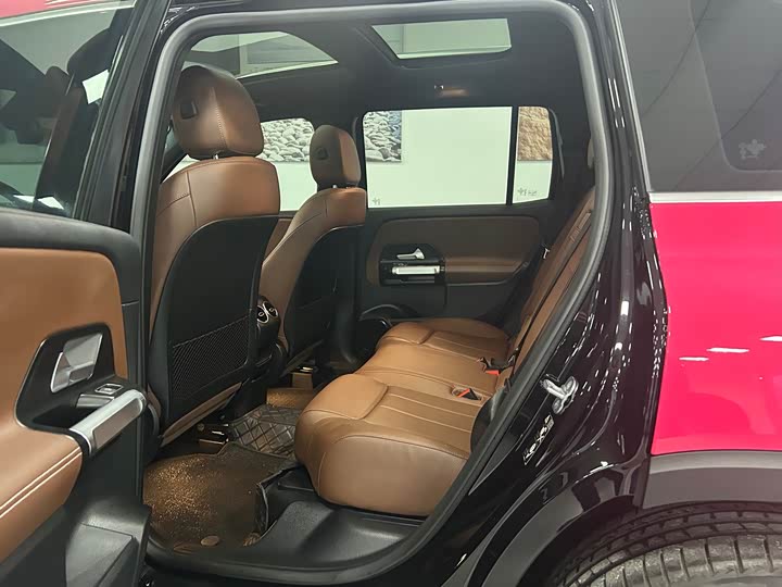 Фото 6 - Mercedes-Benz GLB-Class