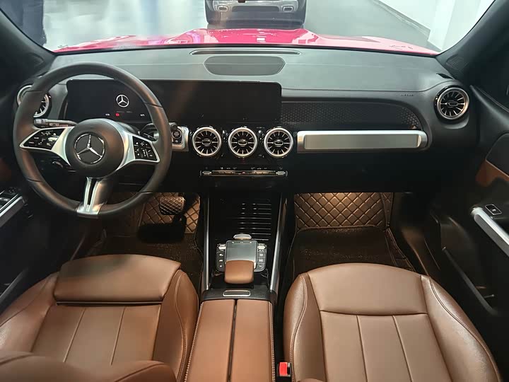 Фото 7 - Mercedes-Benz GLB-Class