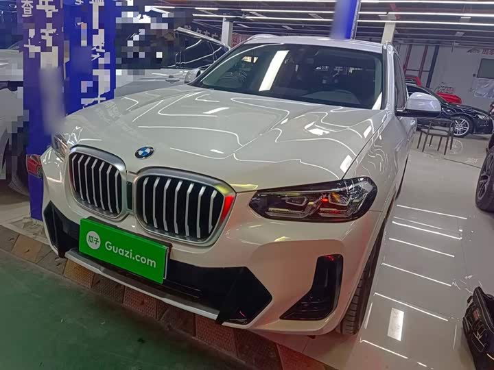 Фото 2 - BMW X3