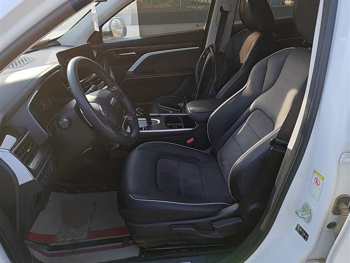 Фото 8 - Haval H6