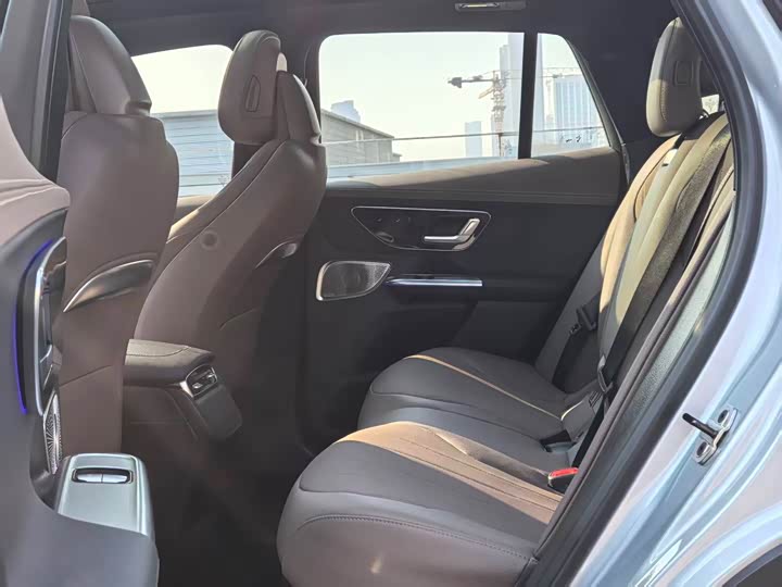 Фото 7 - Mercedes-Benz EQE SUV