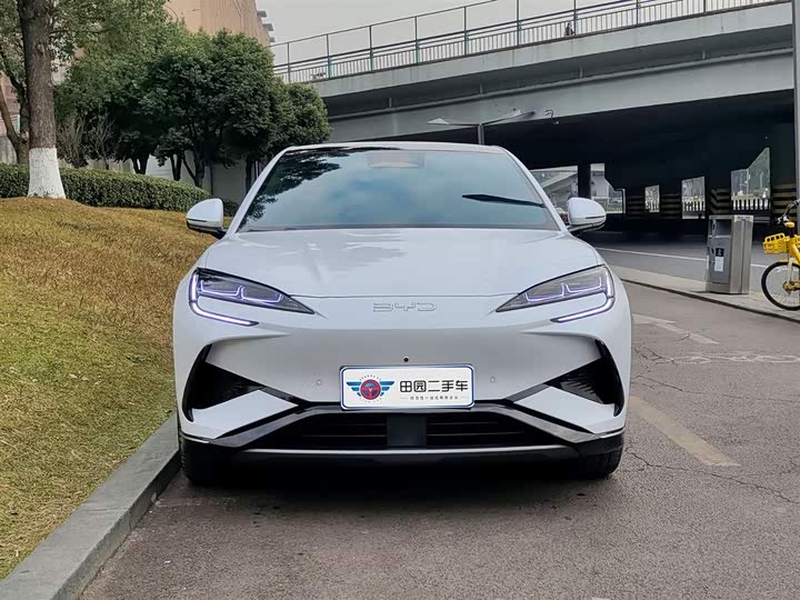 Фото 2 - BYD Sea Lion 07 EV