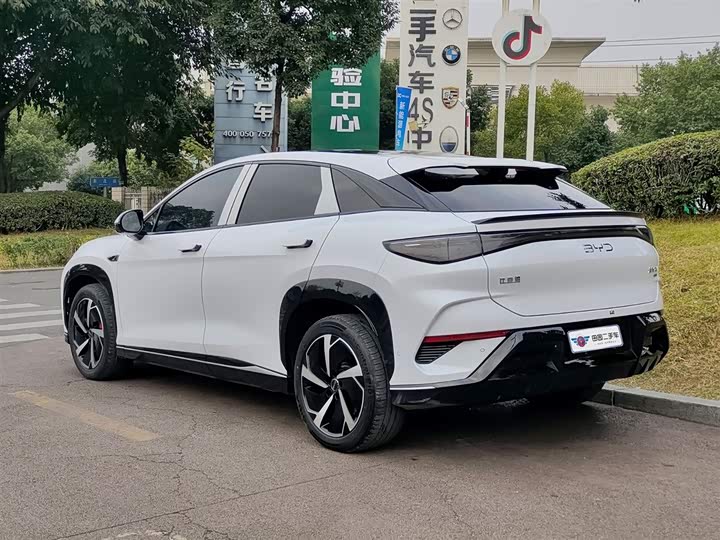 Фото 4 - BYD Sea Lion 07 EV