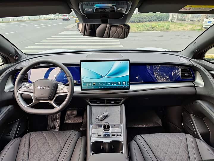 Фото 6 - BYD Sea Lion 07 EV