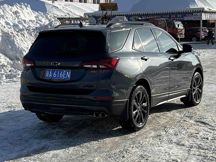 Фото 9 - Chevrolet Equinox