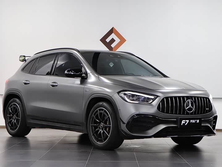 Фото 3 - Mercedes-Benz GLA-Class AMG