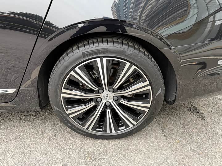 Фото 8 - Volvo S90