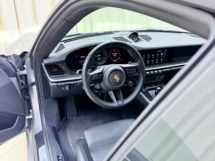 Фото 5 - Porsche 911