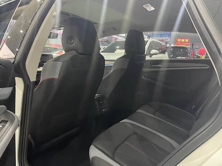 Фото 7 - Volkswagen Lamando L