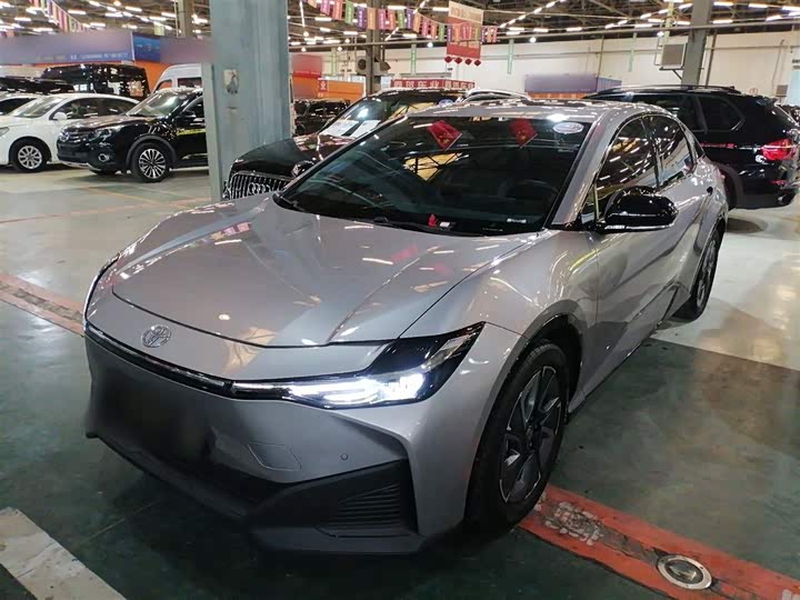 Фото 2 - Toyota bZ3