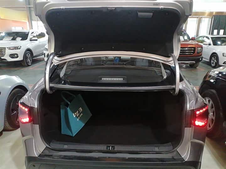 Фото 9 - Toyota bZ3