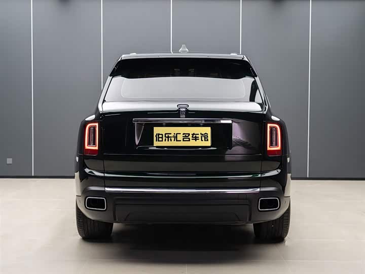 Фото 5 - Rolls-Royce Cullinan