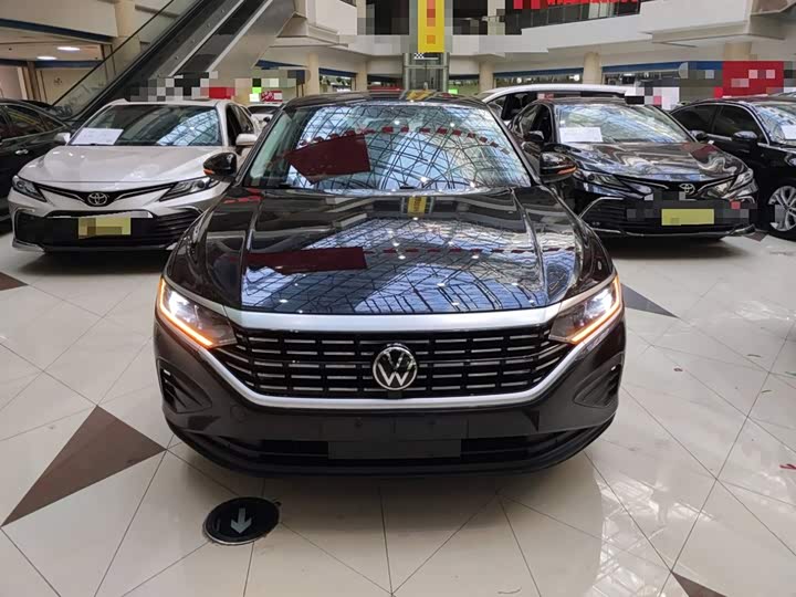 Фото 3 - Volkswagen Passat