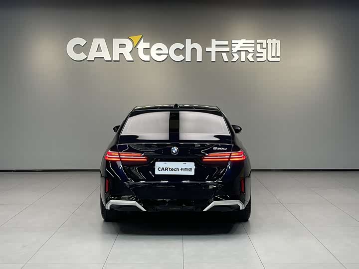 Фото 6 - BMW 5 Series