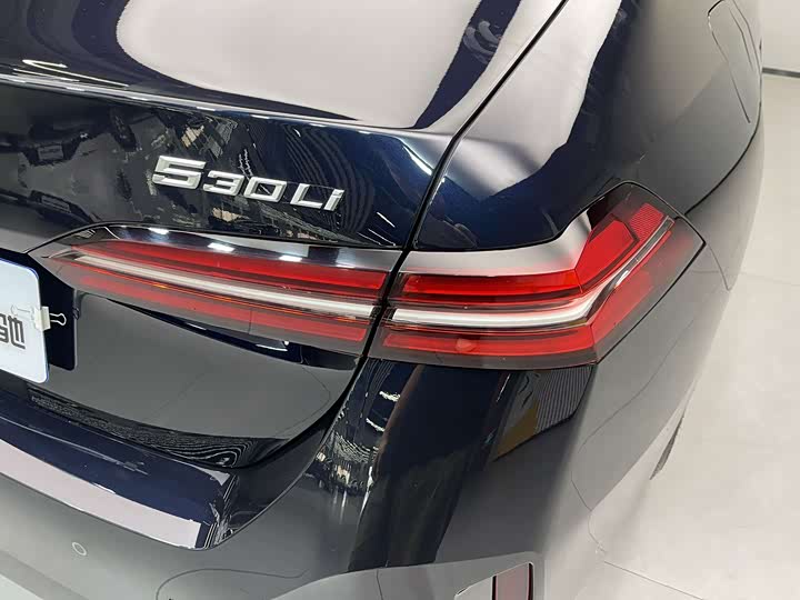 Фото 7 - BMW 5 Series