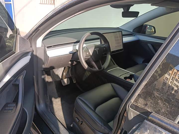 Фото 9 - Tesla Model Y