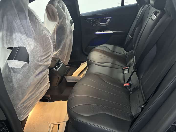 Фото 5 - Mercedes-Benz EQE