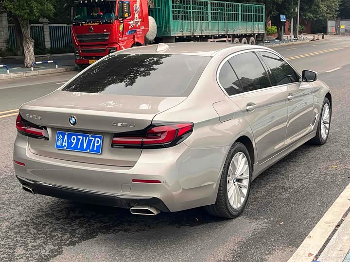 Фото 6 - BMW 5 Series