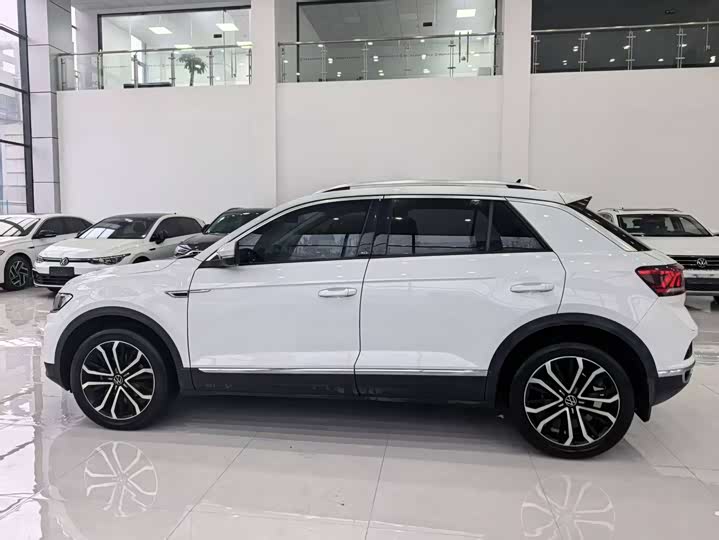 Фото 6 - Volkswagen T-Roc