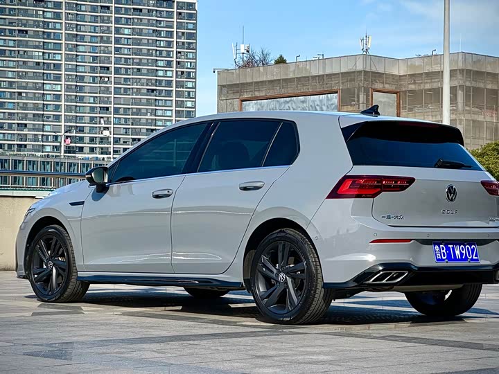 Фото 6 - Volkswagen Golf