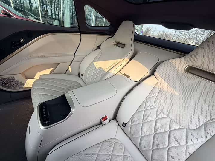 Фото 9 - Avatr 11