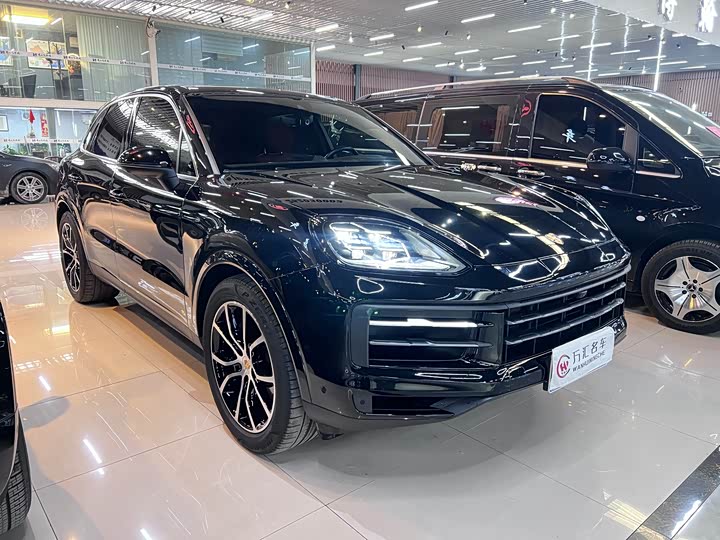 Фото 2 - Porsche Cayenne