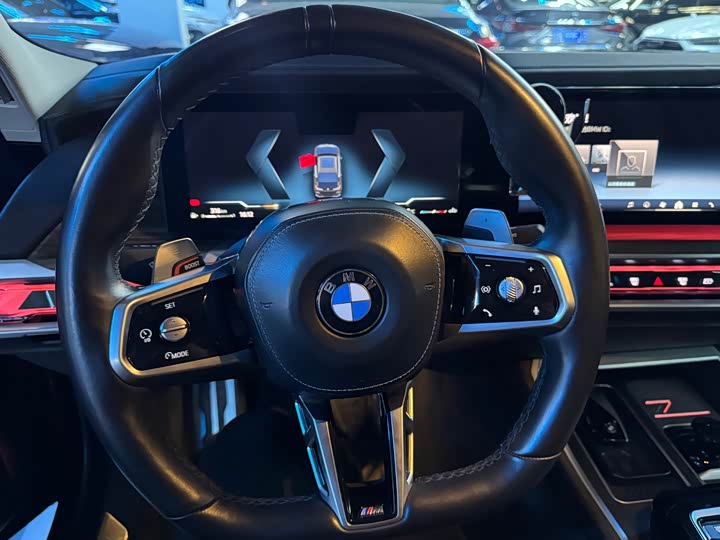 Фото 5 - BMW 7 Series