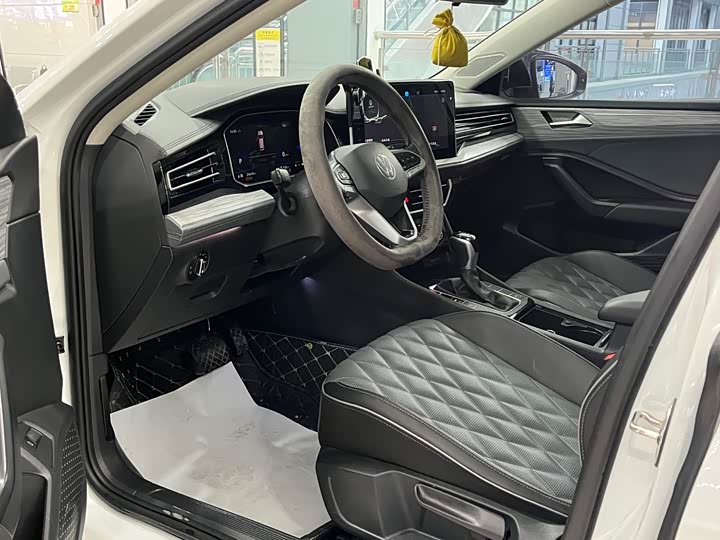 Фото 5 - Volkswagen Sagitar L