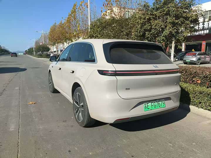 Фото 7 - LiXiang L6