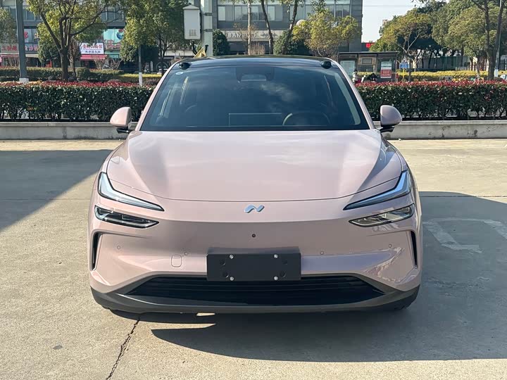 Фото 1 - Nio Onvo L60