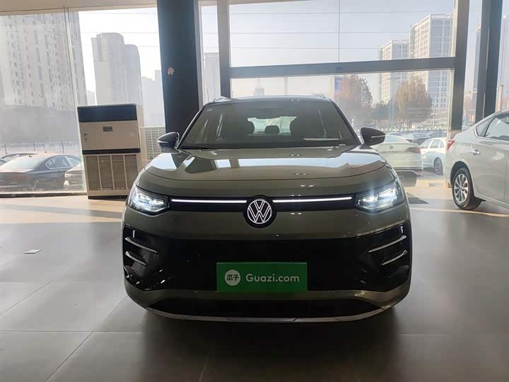 Фото 3 - Volkswagen Tayron