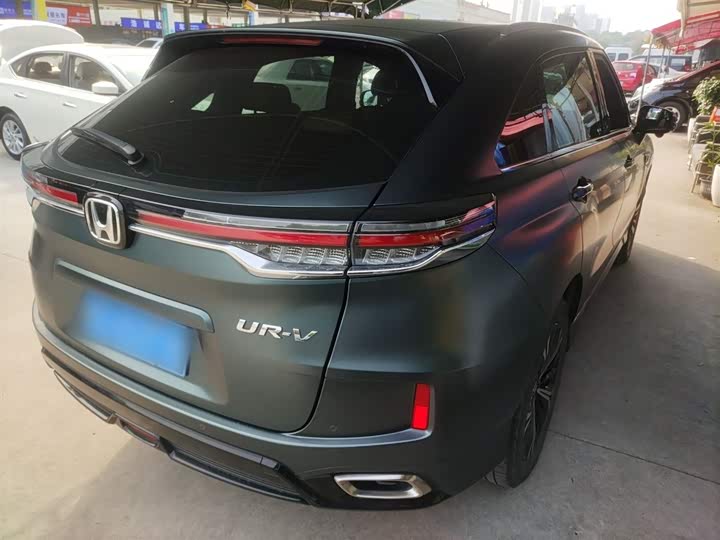 Фото 7 - Honda UR-V