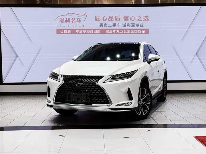 Фото 1 - Lexus RX