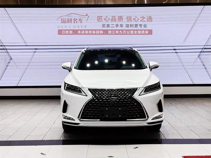 Фото 2 - Lexus RX