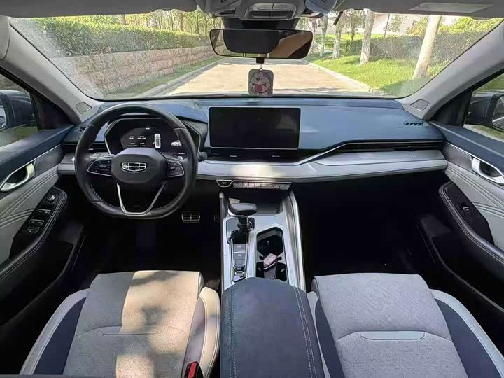 Фото 5 - Geely Preface