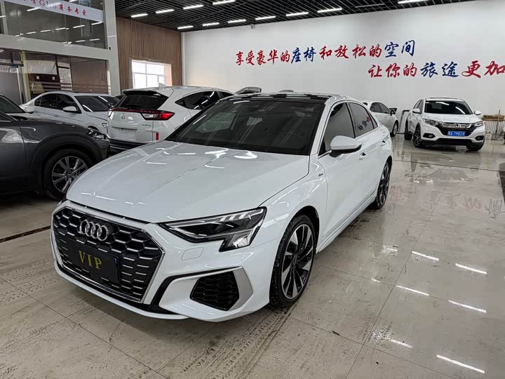 Фото 1 - Audi A3