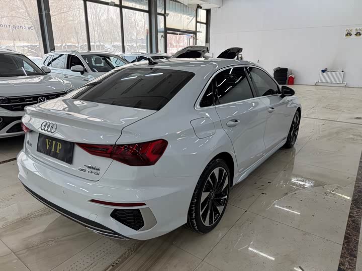 Фото 5 - Audi A3