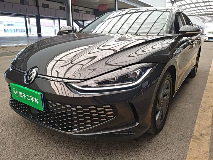 Фото 1 - Volkswagen Lamando L