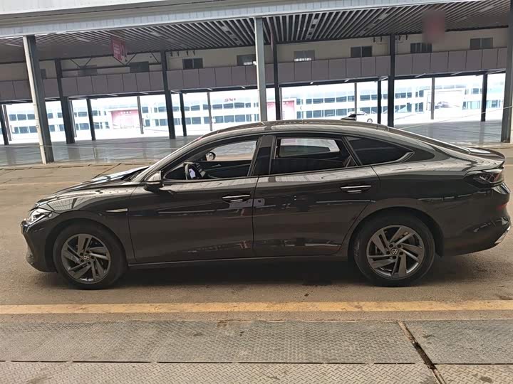 Фото 5 - Volkswagen Lamando L