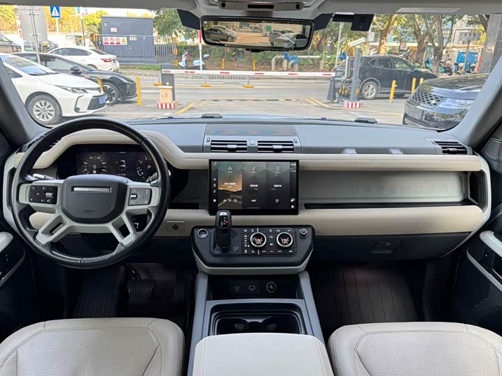 Фото 9 - Land Rover Defender