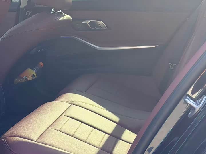 Фото 8 - BMW 3 Series