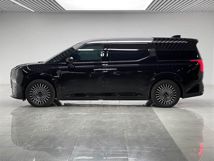 Фото 7 - Zeekr 009