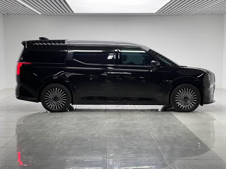 Фото 8 - Zeekr 009