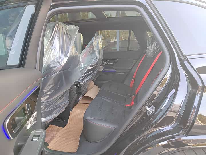 Фото 7 - Mercedes-Benz GLC-Class AMG